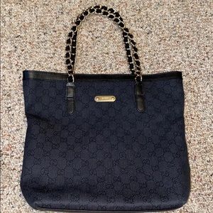 Gucci shoulder bag